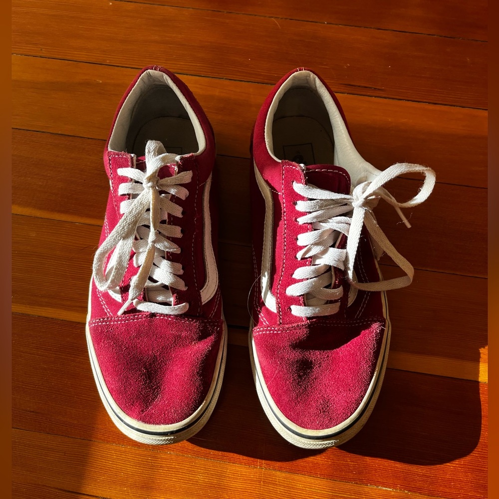 maroon low top vans